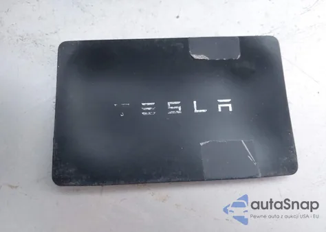 2021 Tesla Model 3 Standard Range Plus Rear-Wheel Drive from USA, damaged, VIN 5YJ3E1EA7MF930295